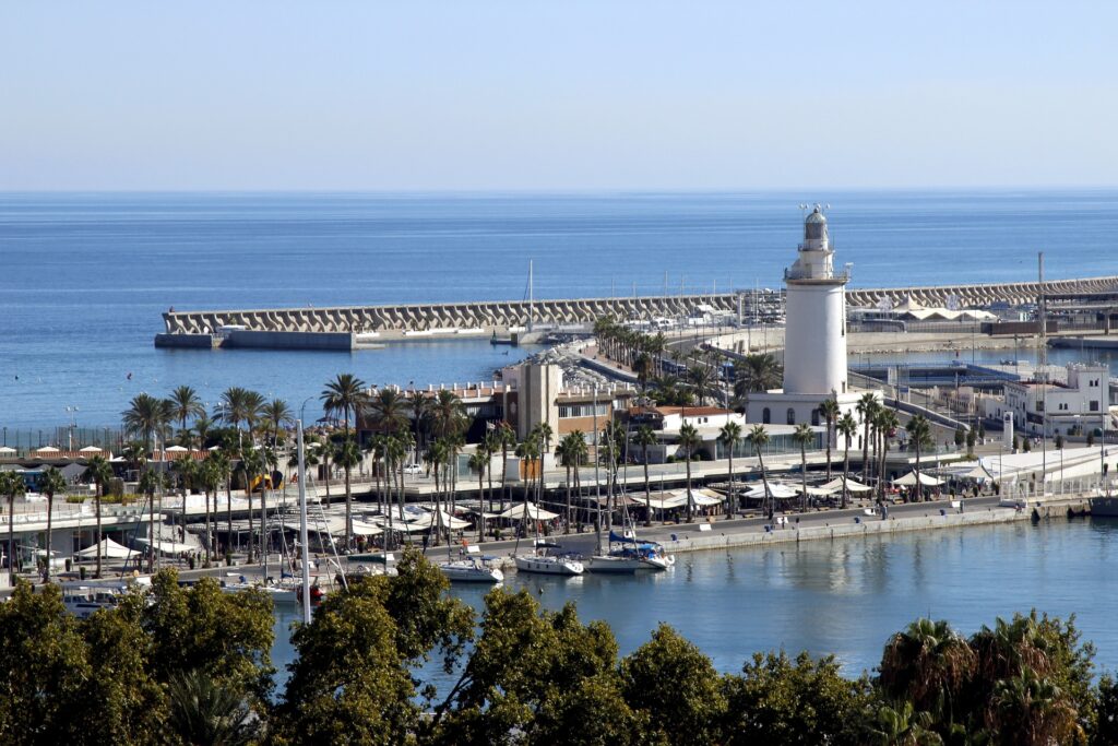 Havnen i Malaga Spanien - spanske byer - alt om spanien